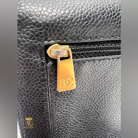 🖤SOLD🖤CHANEL timeless CAVIAR SKIN LEATHER BIFOLD WALLET - Picture 6 of 13